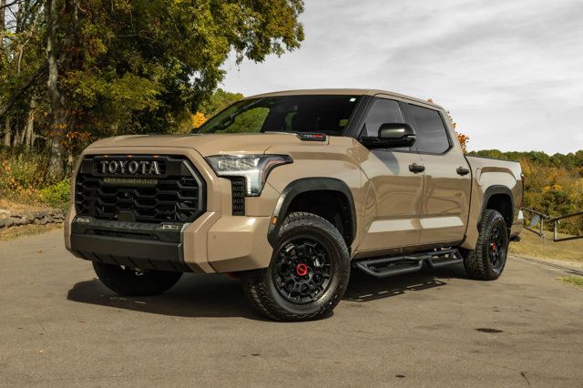 2025 Toyota Tundra 4WD LocalTrade/TRD-Pro-PanoramicSunroof/DynamicRadarCruiseControl - 23101440 - 18