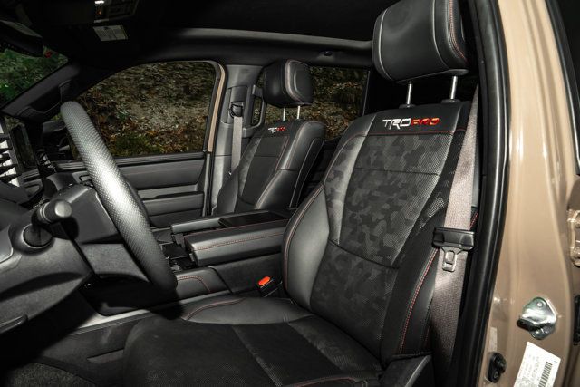 2025 Toyota Tundra 4WD LocalTrade/TRD-Pro-PanoramicSunroof/DynamicRadarCruiseControl - 23101440 - 26