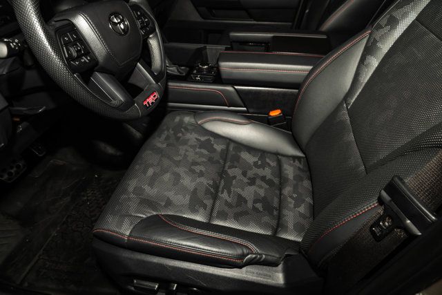 2025 Toyota Tundra 4WD LocalTrade/TRD-Pro-PanoramicSunroof/DynamicRadarCruiseControl - 23101440 - 28
