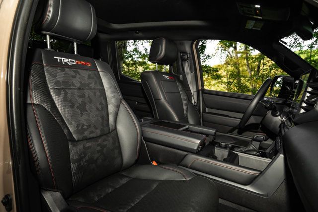 2025 Toyota Tundra 4WD LocalTrade/TRD-Pro-PanoramicSunroof/DynamicRadarCruiseControl - 23101440 - 36