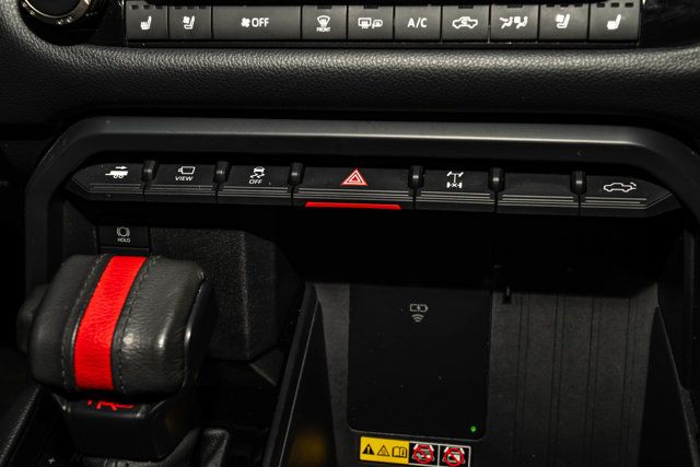 2025 Toyota Tundra 4WD LocalTrade/TRD-Pro-PanoramicSunroof/DynamicRadarCruiseControl - 23101440 - 41