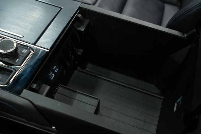 2025 Toyota Tundra 4WD Platinum CrewMax 5.5' Bed - 23061857 - 28