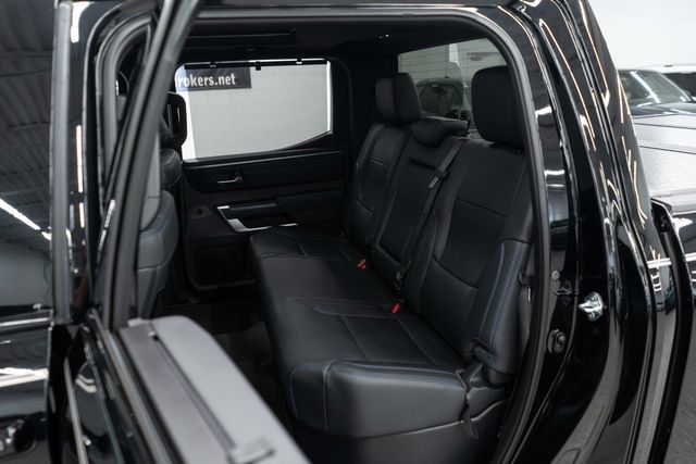 2025 Toyota Tundra 4WD Platinum CrewMax 5.5' Bed - 23061857 - 32