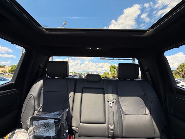 2025 Toyota Tundra 4WD Platinum Hybrid CrewMax 5.5' Bed - 23040338 - 23