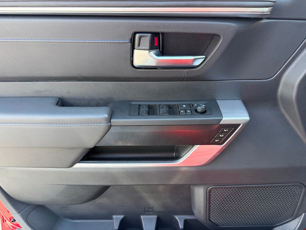 2025 Toyota Tundra 4WD Platinum Hybrid CrewMax 5.5' Bed - 23040338 - 27