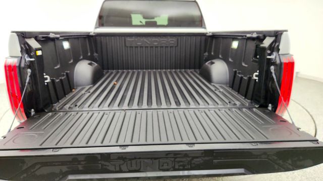 2025 Toyota Tundra 4WD Platinum Hybrid CrewMax 5.5' Bed w/ Pwr Running Boards & HUD - 23094119 - 18