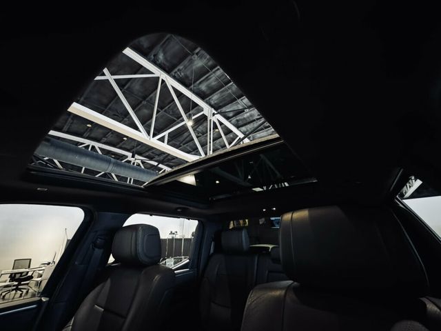 2025 Toyota Tundra 4WD Platinum/Hybrid/Heated&CooledSeats/PanoSunroof/HeadsUpDisplay - 23065413 - 17