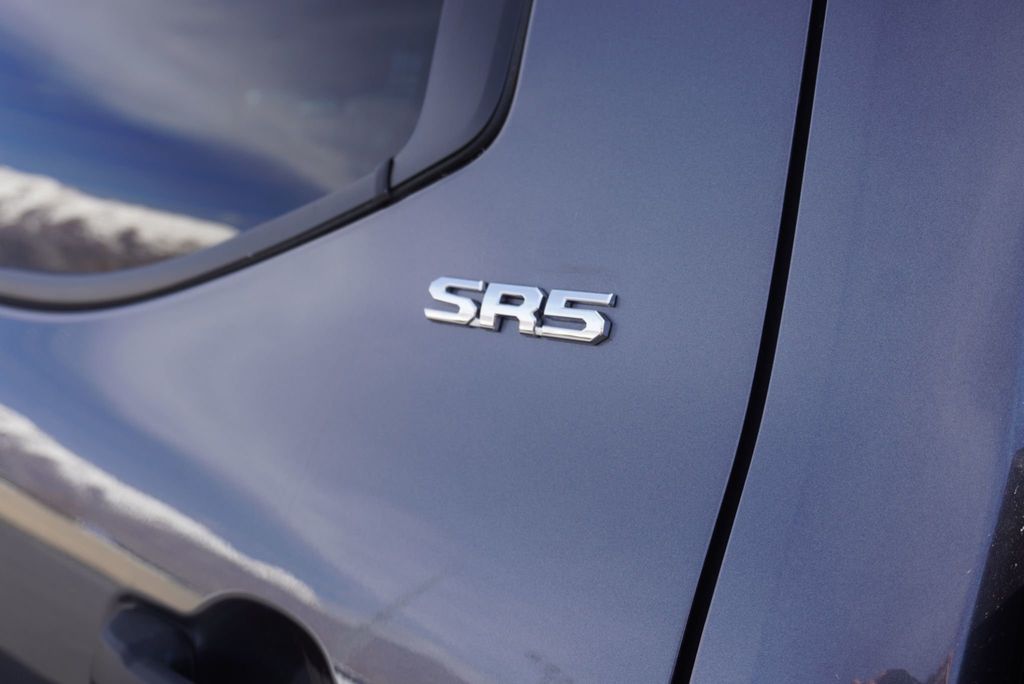 2025 Toyota Tundra 4WD SR5 - 22999133 - 16