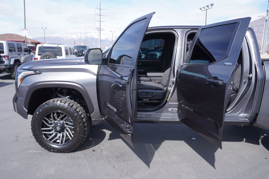 2025 Toyota Tundra 4WD SR5 - 22999133 - 19