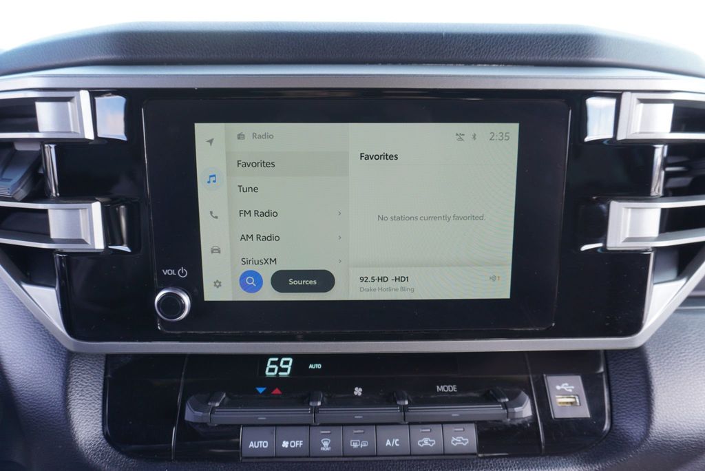 2025 Toyota Tundra 4WD SR5 - 22999133 - 30