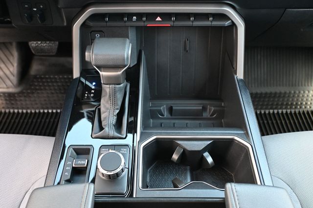 2025 Toyota Tundra 4WD SR5 CrewMax  - 23019321 - 11