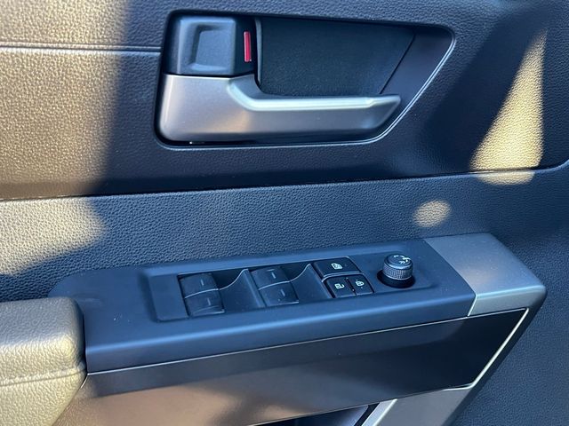 2025 Toyota Tundra 4WD SR5 CrewMax 5.5' Bed - 22958564 - 17