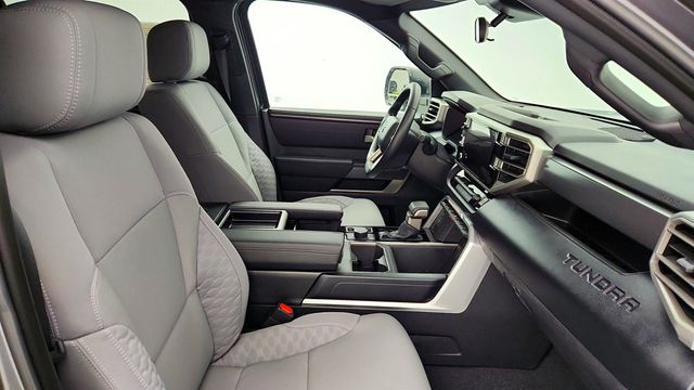 2025 Toyota Tundra 4WD SR5 CrewMax 5.5' Bed with Convenience Package - 22971144 - 21