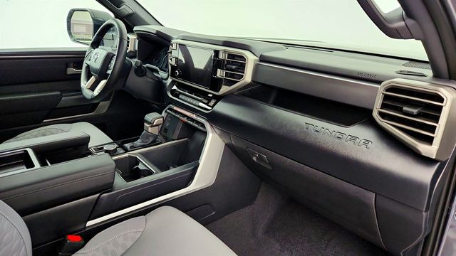 2025 Toyota Tundra 4WD SR5 CrewMax 5.5' Bed with Convenience Package - 22971144 - 22