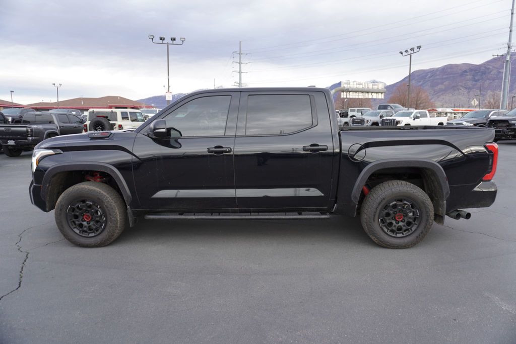 2025 Toyota Tundra 4WD TRD PRO - 22964019 - 1