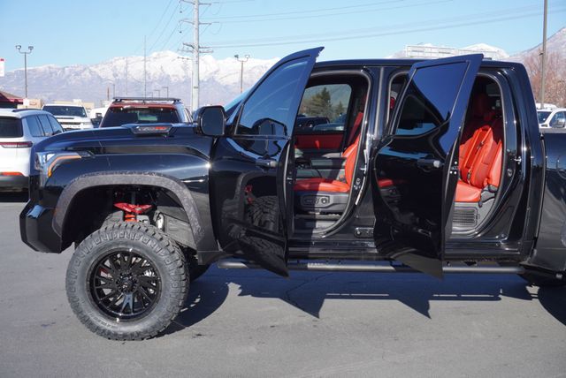 2025 Toyota Tundra 4WD TRD PRO - 22965386 - 24