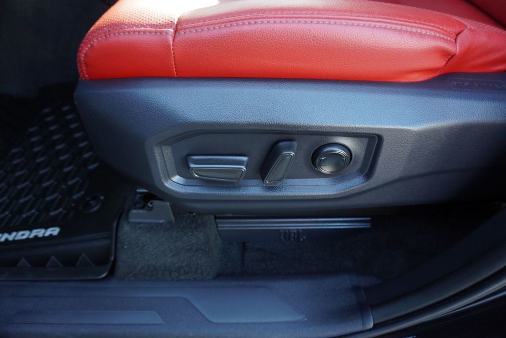 2025 Toyota Tundra 4WD TRD PRO - 22965386 - 28