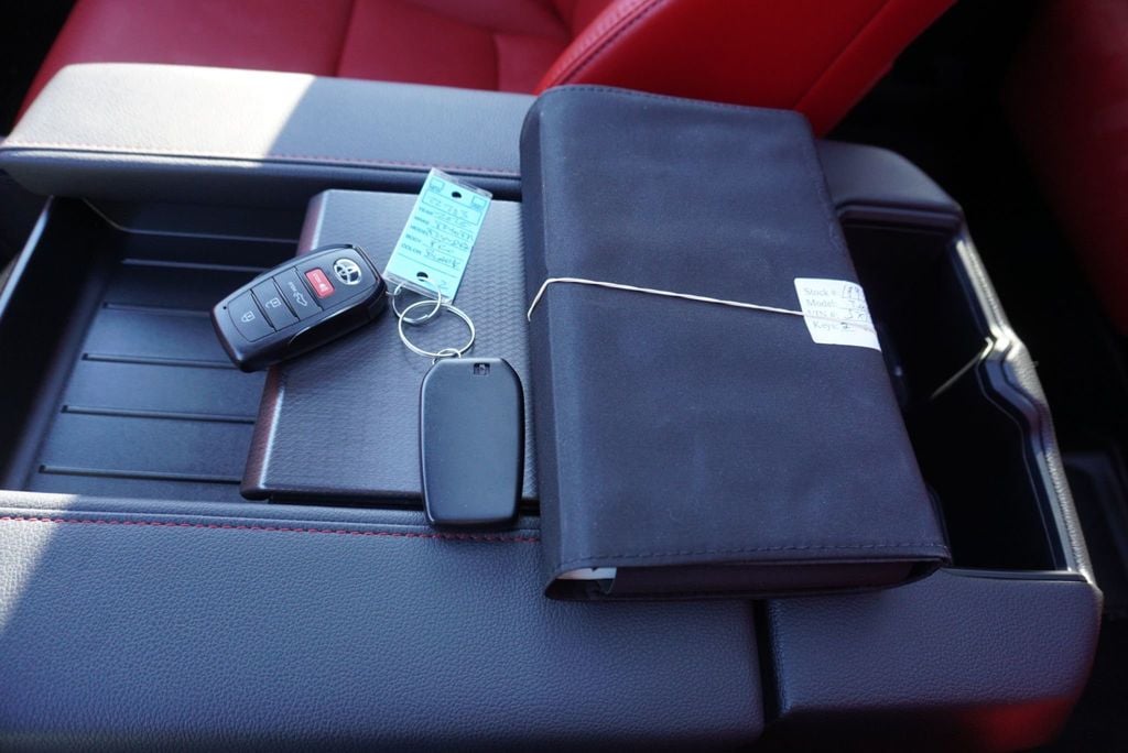 2025 Toyota Tundra 4WD TRD PRO - 22965386 - 46