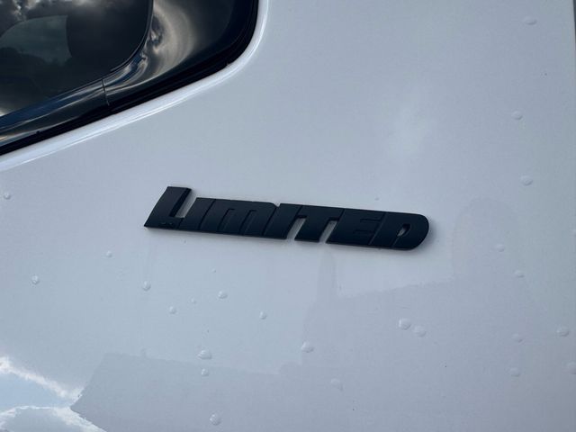 2025 Toyota Tundra Hybrid Limited - 22982937 - 29