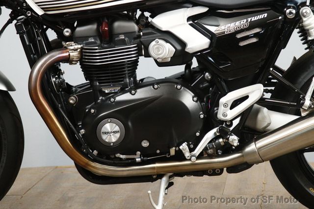 2025 Triumph Speed Twin 1200 RS 1 Owner, 642 Miles - 23057594 - 15