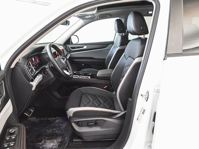 2025 Volkswagen Atlas 2.0T Peak Edition - 22974117 - 32