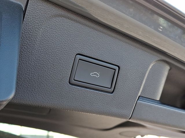 2025 Volkswagen Atlas 2.0T Peak Edition 4MOTION - 22939284 - 28