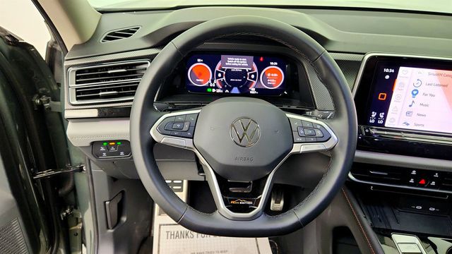 2025 Volkswagen Atlas 2.0T Peak Edition 4MOTION w/ 2nd-Row Dual Captain's Chairs - 23024757 - 11