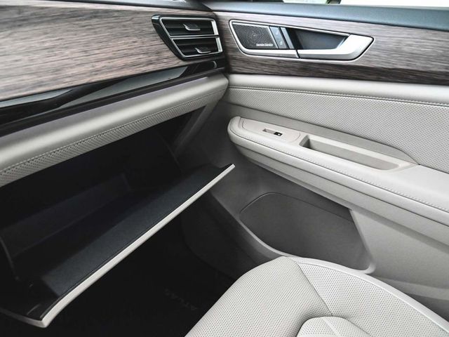 2025 Volkswagen Atlas 2.0T SEL Premium R-Line - 23041201 - 20