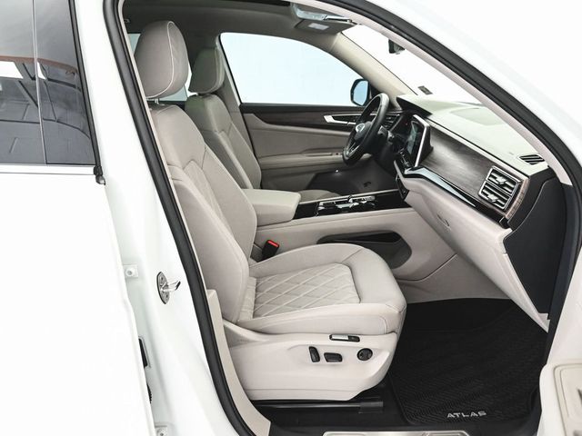 2025 Volkswagen Atlas 2.0T SEL Premium R-Line - 23041201 - 40