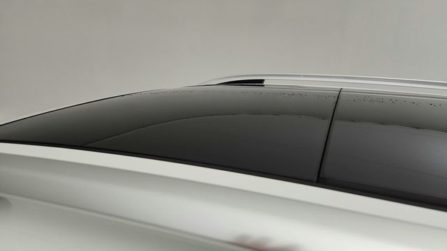 2025 Volkswagen Atlas 2.0T SEL Premium R-Line 4MOTION w/ 2nd-Row Dual Captain's Chairs - 22951251 - 9