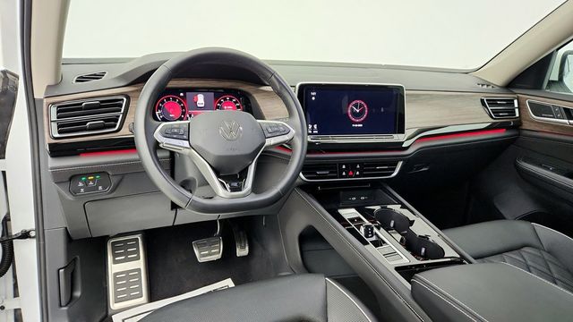 2025 Volkswagen Atlas 2.0T SEL Premium R-Line 4MOTION w/ 2nd-Row Dual Captain's Chairs - 22951251 - 12