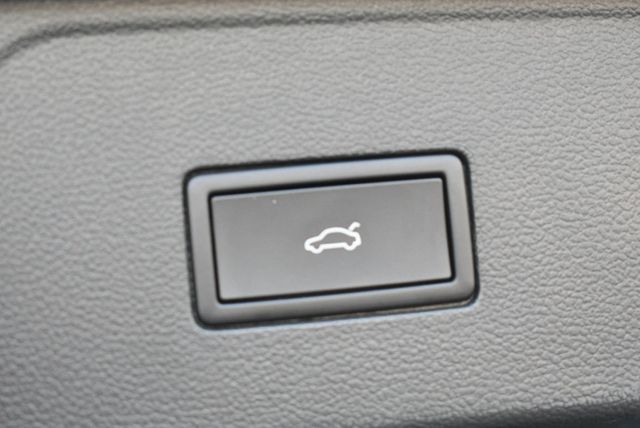 2025 Volkswagen Atlas 2.0T SEL Premium R-Line 4MOTION W/Navigation - 22934698 - 16