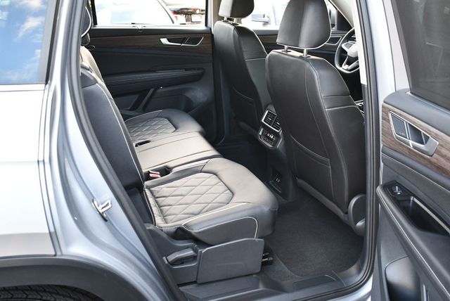 2025 Volkswagen Atlas 2.0T SEL Premium R-Line 4MOTION W/Navigation - 22934698 - 17