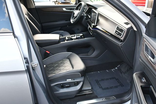 2025 Volkswagen Atlas 2.0T SEL Premium R-Line 4MOTION W/Navigation - 22934698 - 47