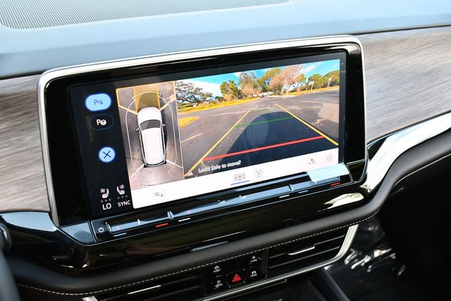 2025 Volkswagen Atlas 2.0T SEL Premium R-Line 4MOTION W/Navigation - 22934698 - 58