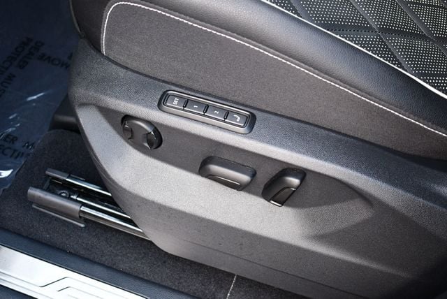 2025 Volkswagen Atlas 2.0T SEL Premium R-Line 4MOTION W/Navigation - 22934698 - 60