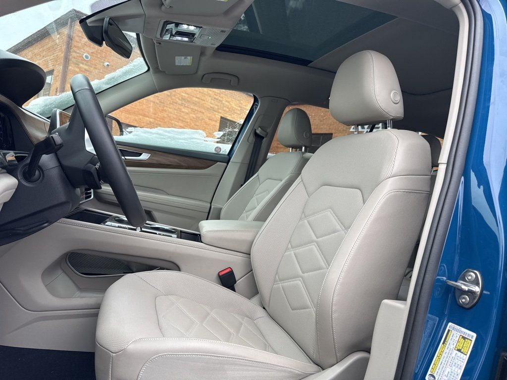 2025 Volkswagen Atlas 2.0T SE w/Technology 4MOTION - 22979898 - 7