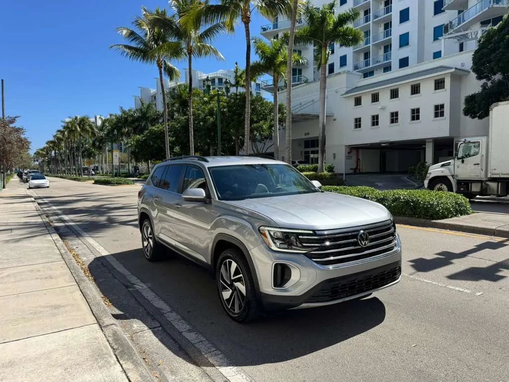 2025 Volkswagen Atlas 2.0T SE w/Technology 4MOTION - 22989430 - 0