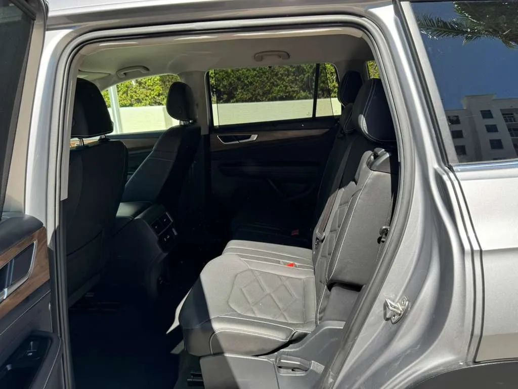 2025 Volkswagen Atlas 2.0T SE w/Technology 4MOTION - 22989430 - 18