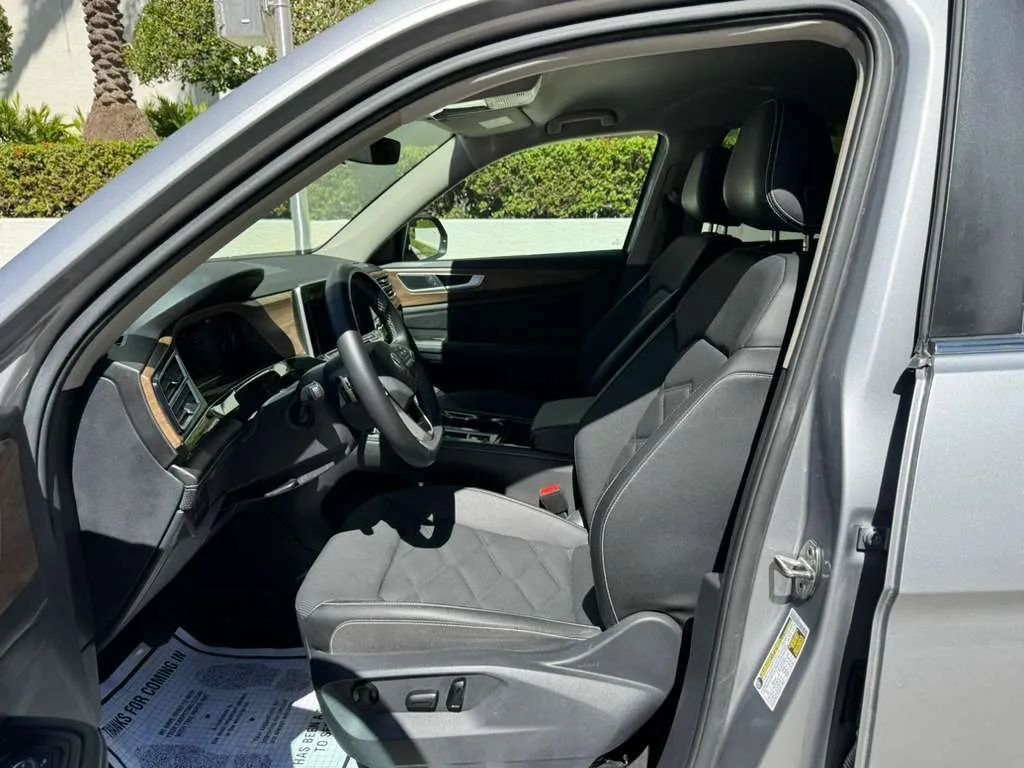 2025 Volkswagen Atlas 2.0T SE w/Technology 4MOTION - 22989430 - 19