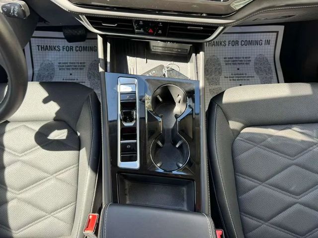 2025 Volkswagen Atlas 2.0T SE w/Technology 4MOTION - 22989430 - 28