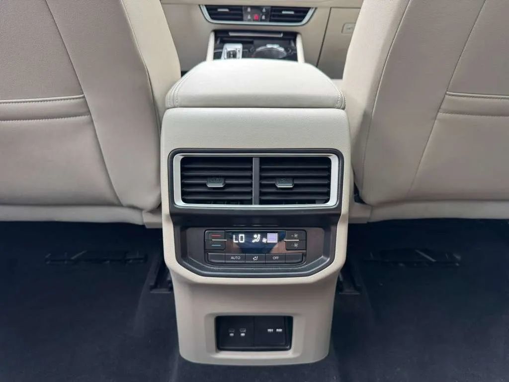 2025 Volkswagen Atlas 2.0T SE w/Technology 4MOTION - 22998407 - 23