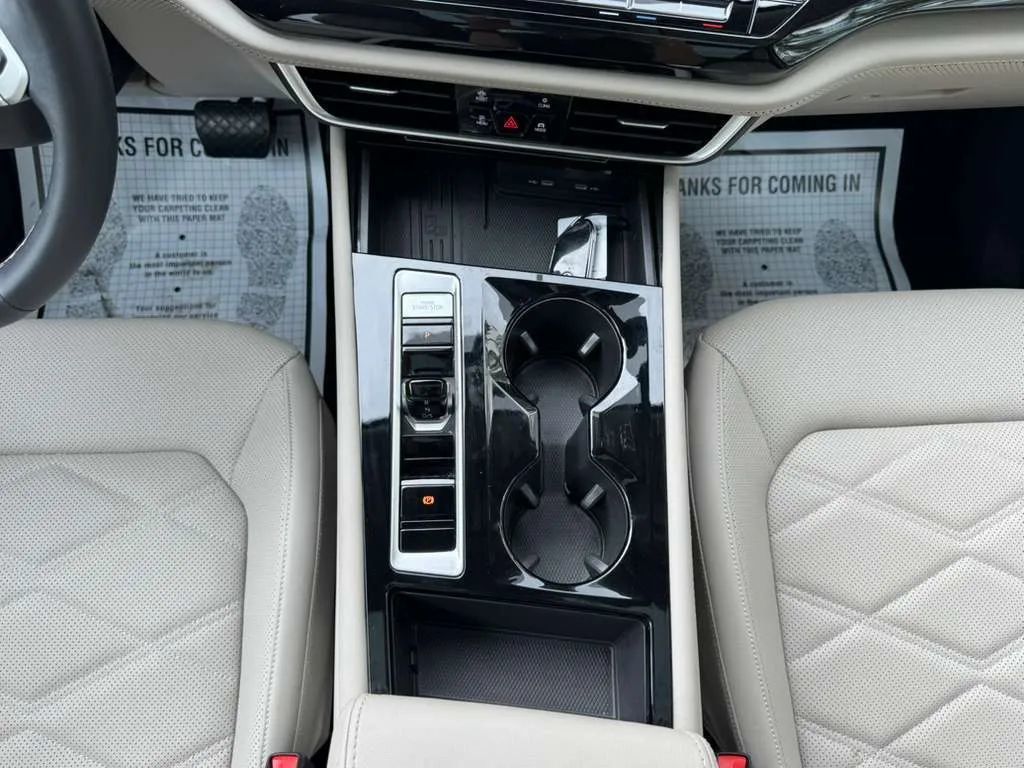 2025 Volkswagen Atlas 2.0T SE w/Technology 4MOTION - 22998407 - 27