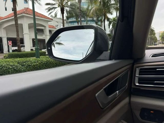 2025 Volkswagen Atlas 2.0T SE w/Technology 4MOTION - 22998407 - 31