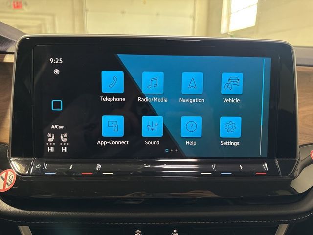 2025 Volkswagen Atlas 2.0T SE w/Technology FWD - 23022281 - 17