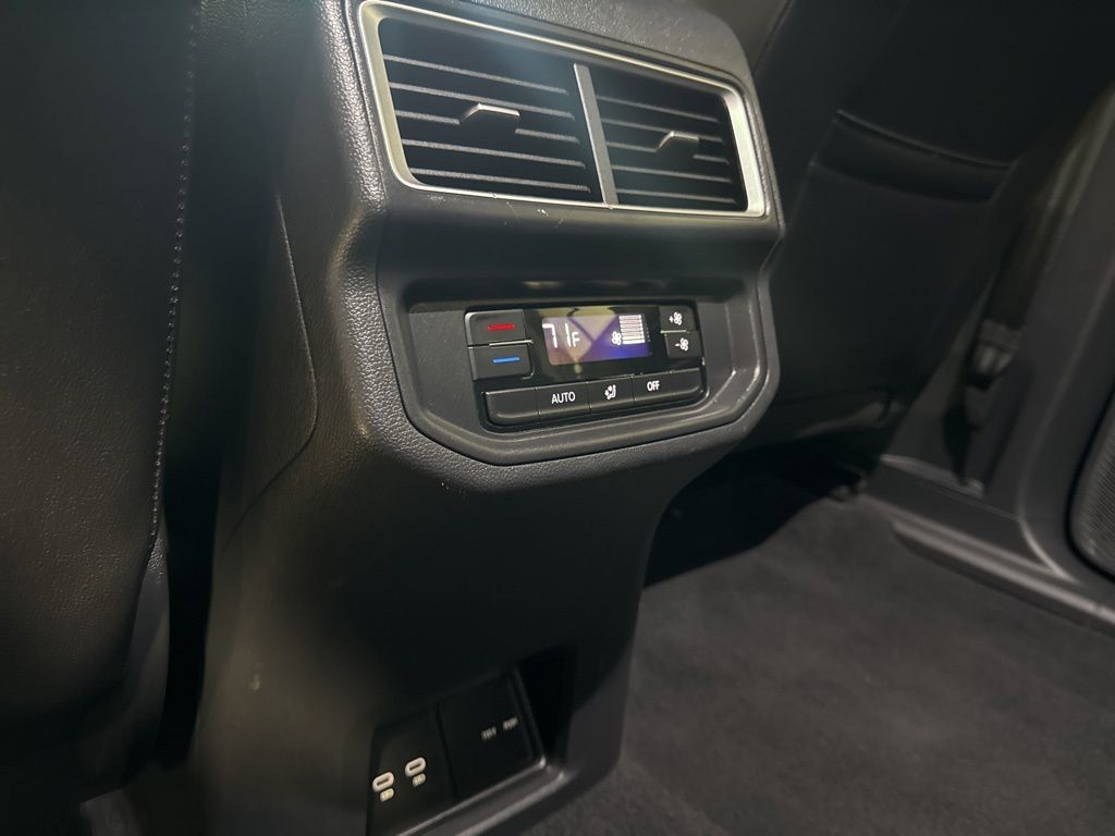 2025 Volkswagen Atlas 2.0T SE w/Technology FWD - 23022281 - 34