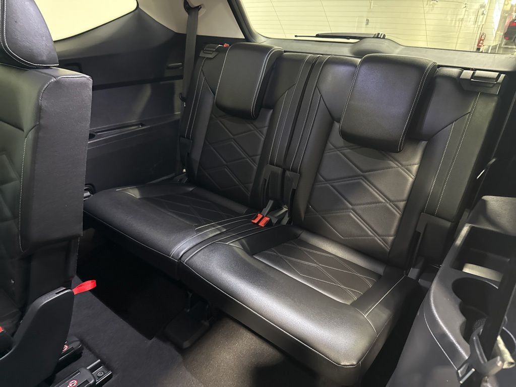 2025 Volkswagen Atlas 2.0T SE w/Technology FWD - 23022281 - 36