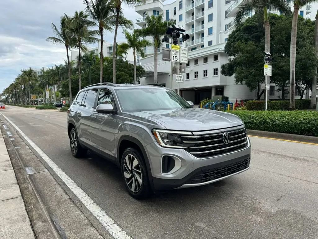 2025 Volkswagen Atlas 2.0T SE w/Technology FWD - 22998422 - 0