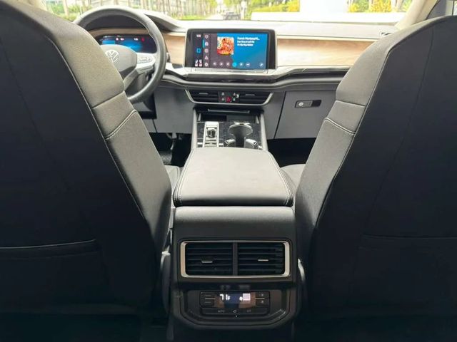 2025 Volkswagen Atlas 2.0T SE w/Technology FWD - 22998422 - 23