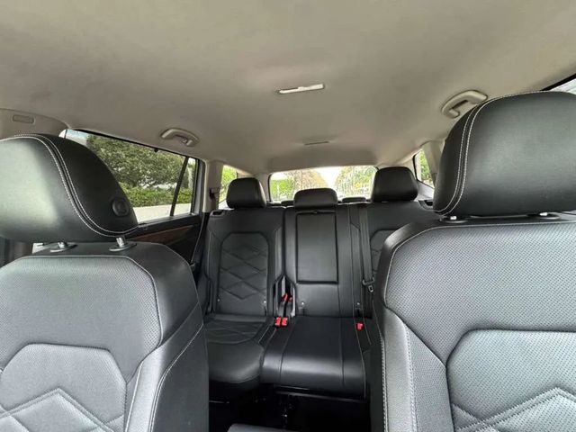 2025 Volkswagen Atlas 2.0T SE w/Technology FWD - 22998422 - 37